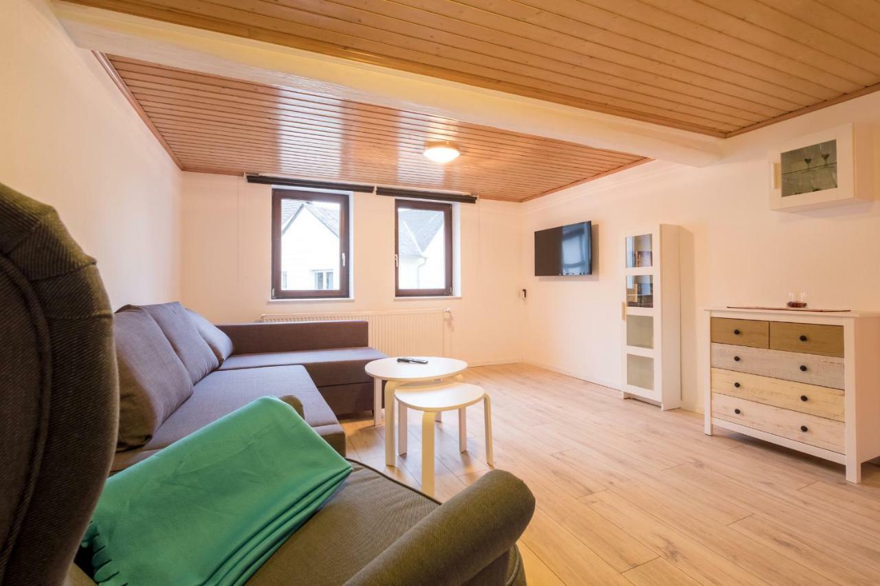 Haus Innerdorf Gemuetliches Ferienhaus Im Taunus Pohl  エクステリア 写真