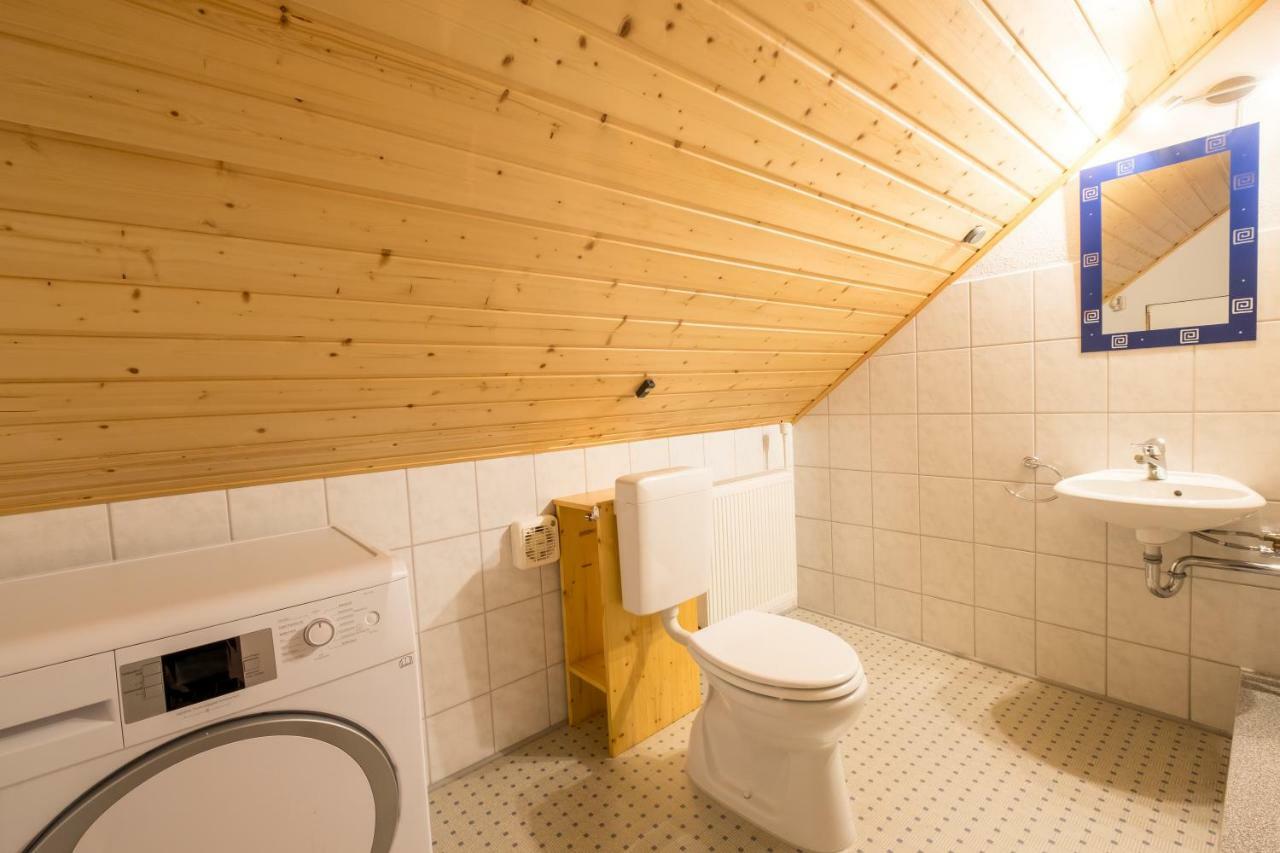 Haus Innerdorf Gemuetliches Ferienhaus Im Taunus Pohl  エクステリア 写真